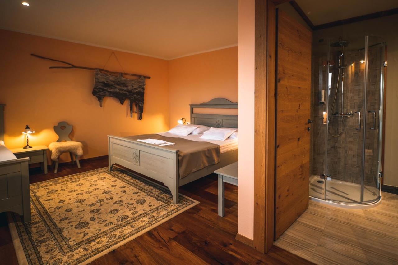 Hotel Zamorc Škofja Loka Exteriör bild