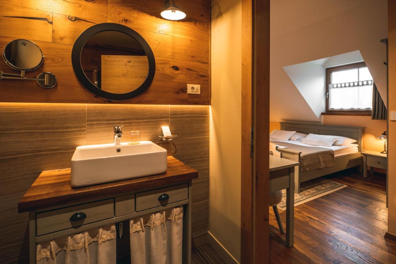 Hotel Zamorc Škofja Loka Exteriör bild