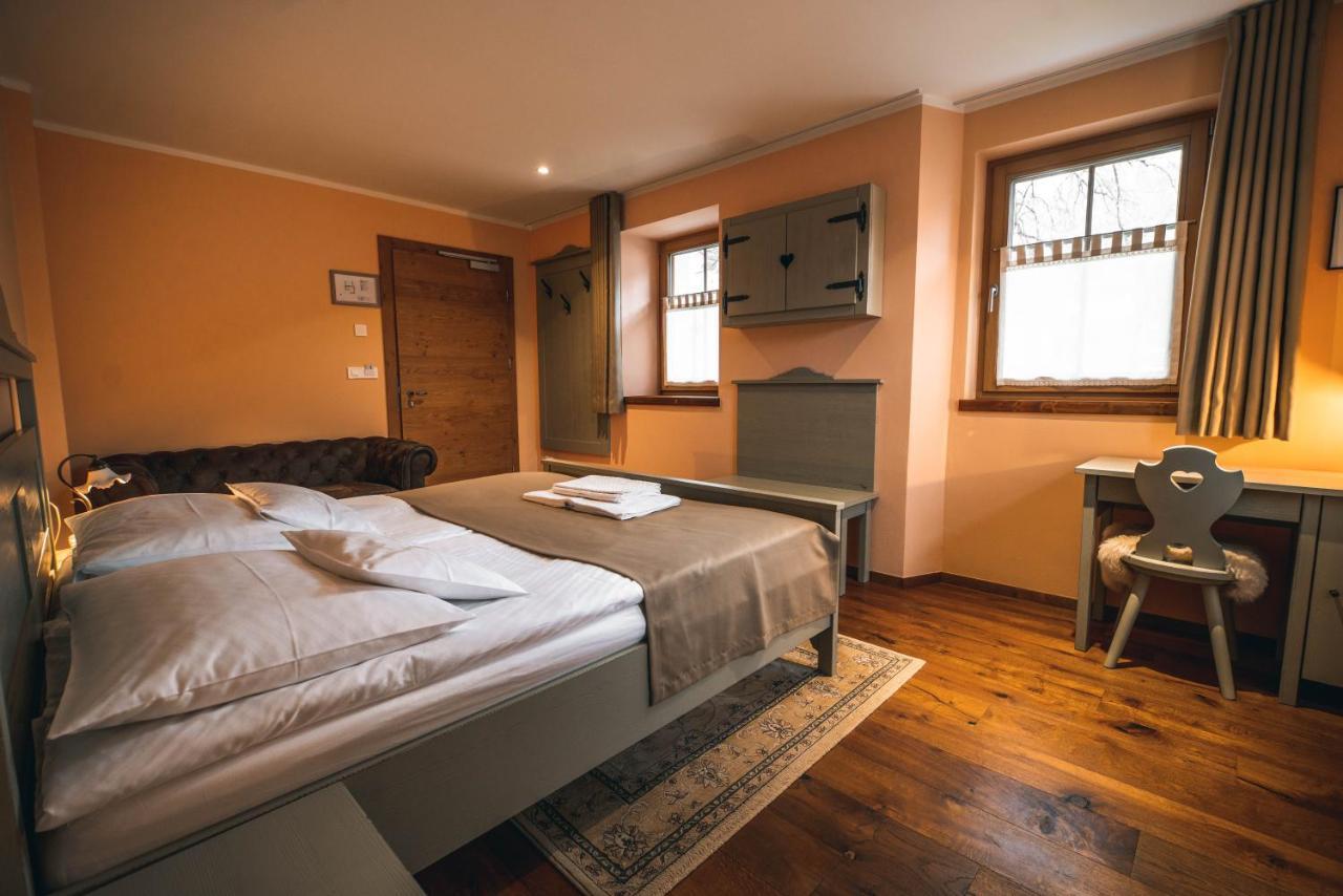 Hotel Zamorc Škofja Loka Exteriör bild
